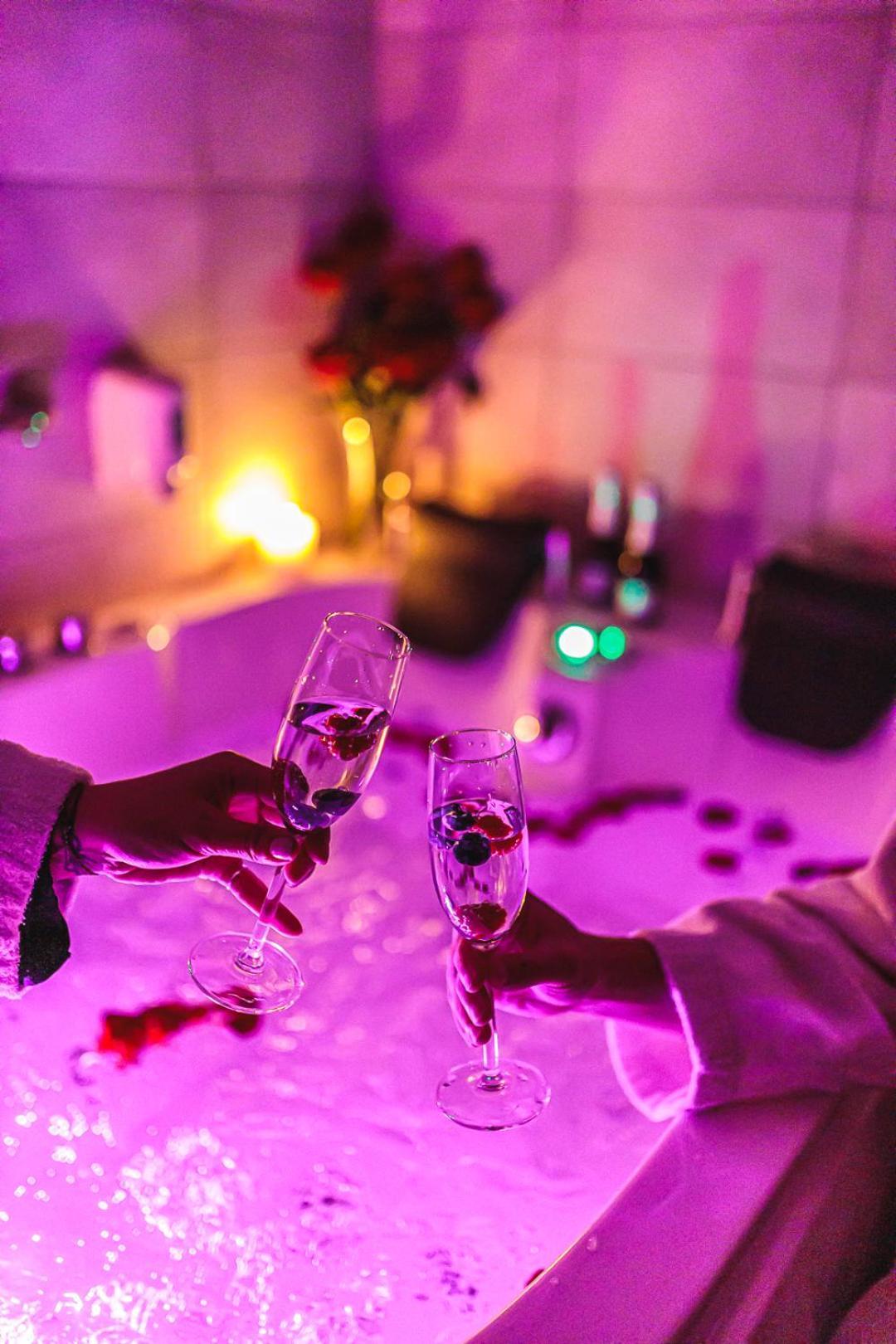 Hotel Akwawit Leszno  Ngoại thất bức ảnh
