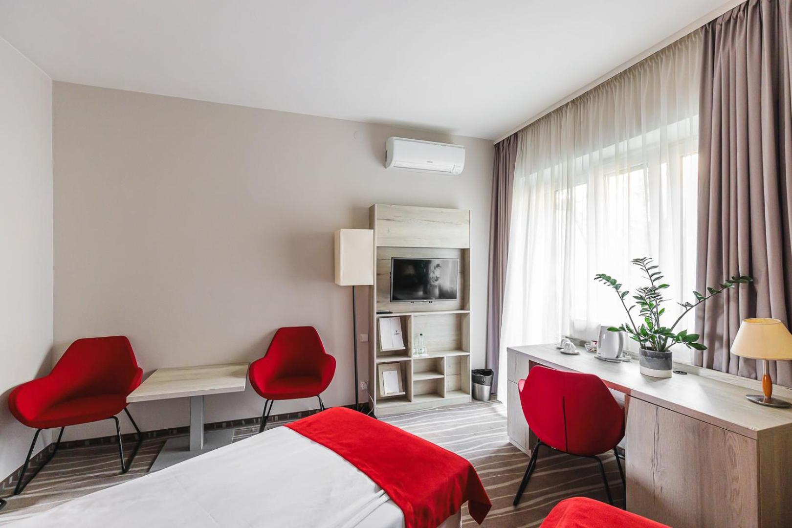 Hotel Akwawit Leszno  Ngoại thất bức ảnh