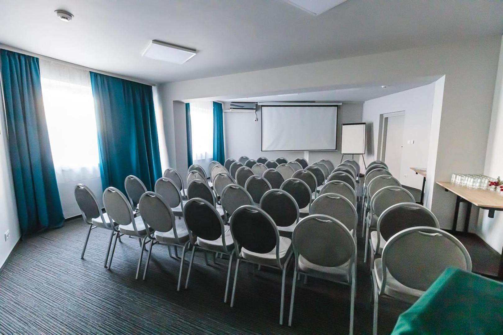 Hotel Akwawit Leszno  Ngoại thất bức ảnh
